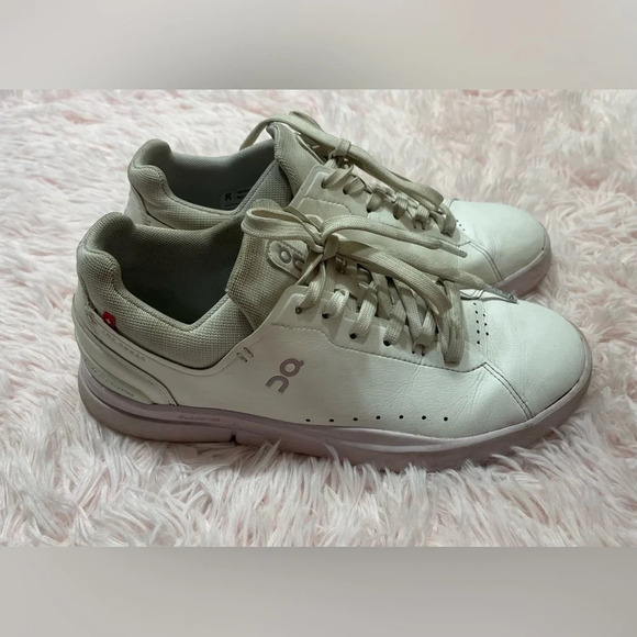 On Cloud The Roger Advantage White Pink CloudTech Lace Up Sneakers Size 9 - Picture 9 of 14